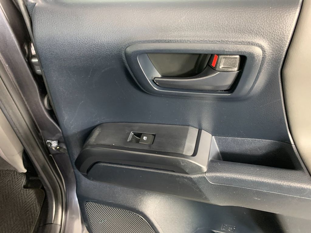 Used 2016 Toyota Tacoma Truck