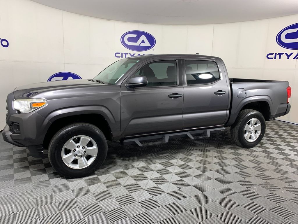 Used 2016 Toyota Tacoma Truck