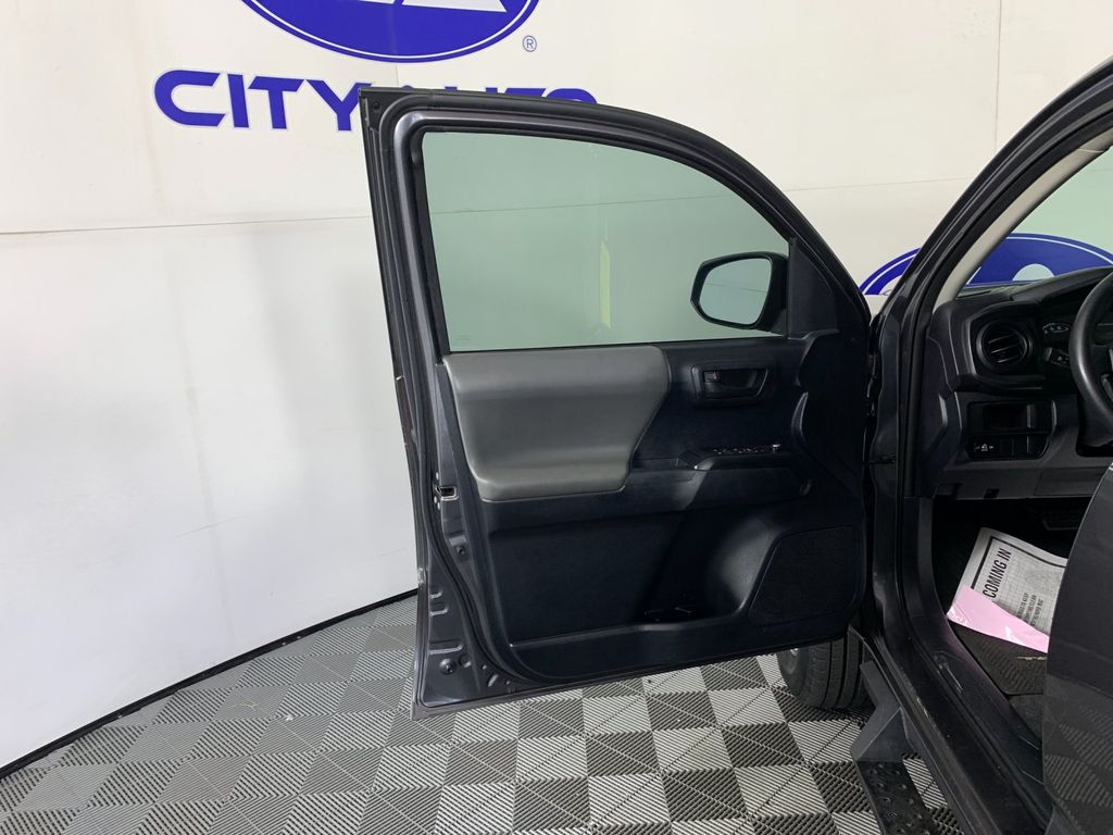 Used 2016 Toyota Tacoma Truck