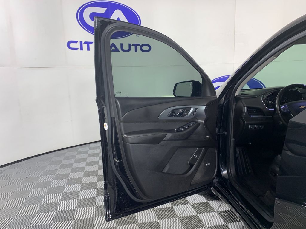 Used 2020 Chevrolet Traverse SUV