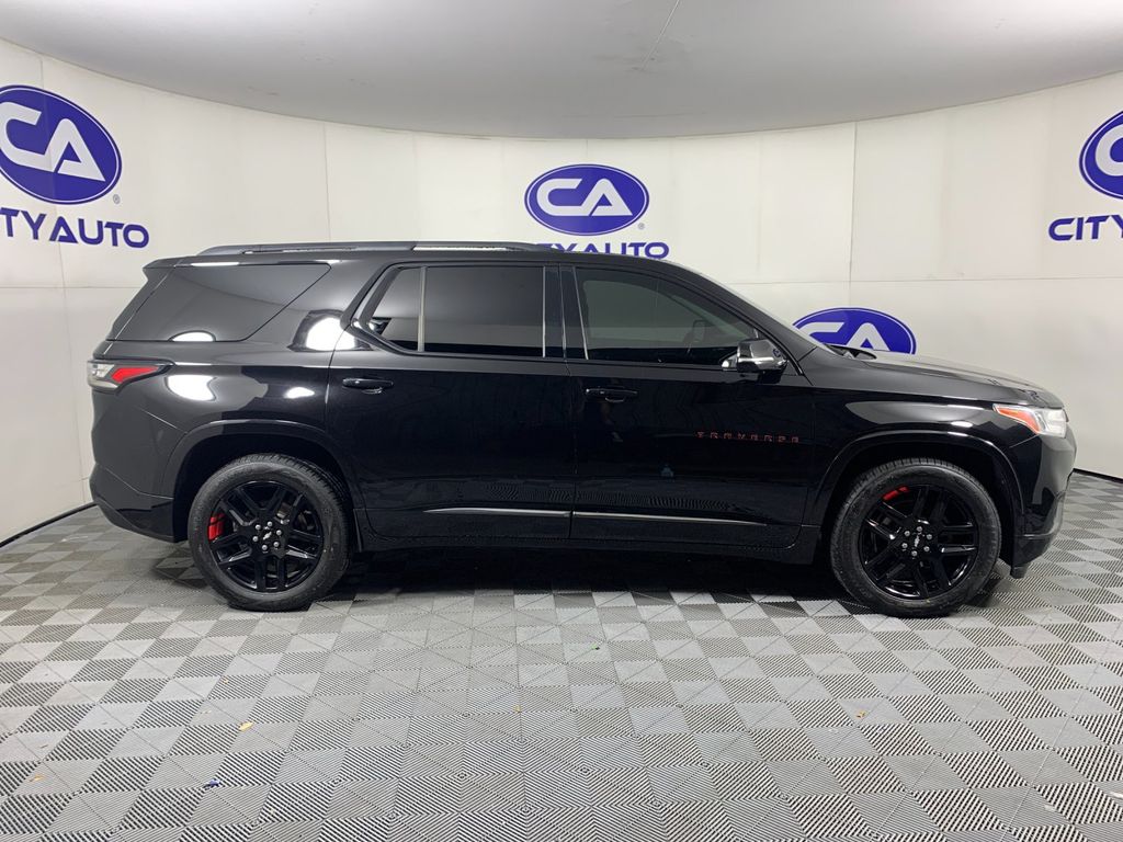 Used 2020 Chevrolet Traverse SUV