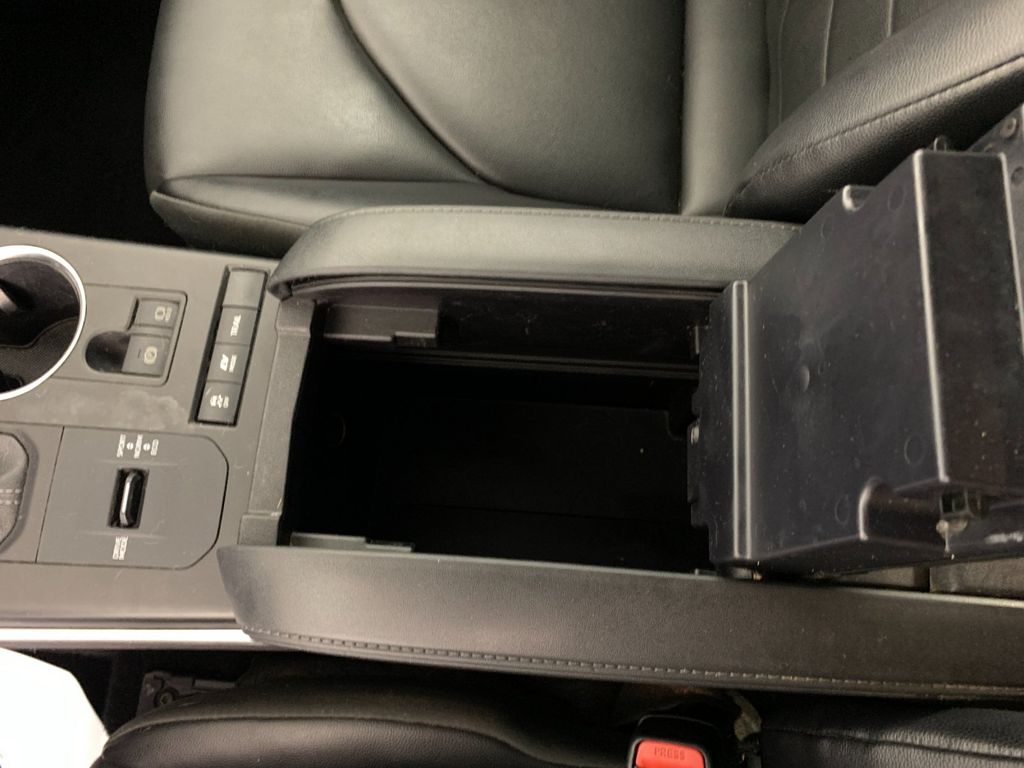 Used 2022 Toyota Highlander Hybrid SUV