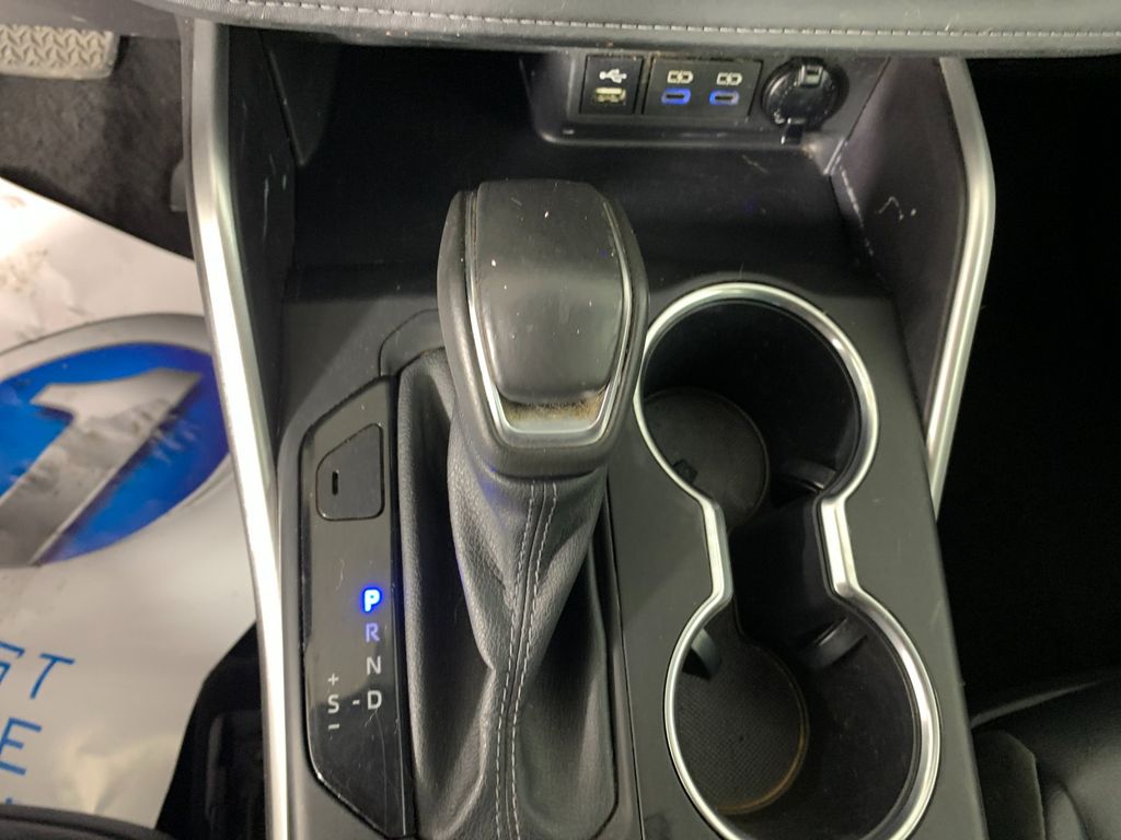 Used 2022 Toyota Highlander Hybrid SUV