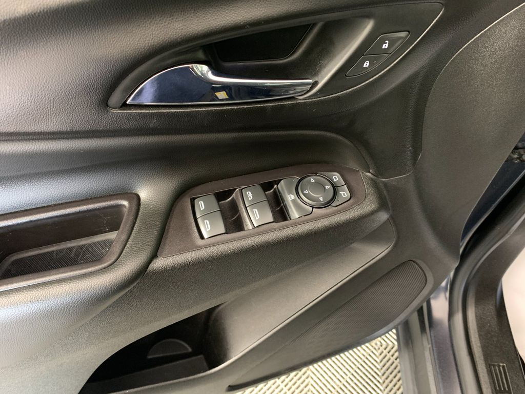 Used 2022 Chevrolet Equinox SUV