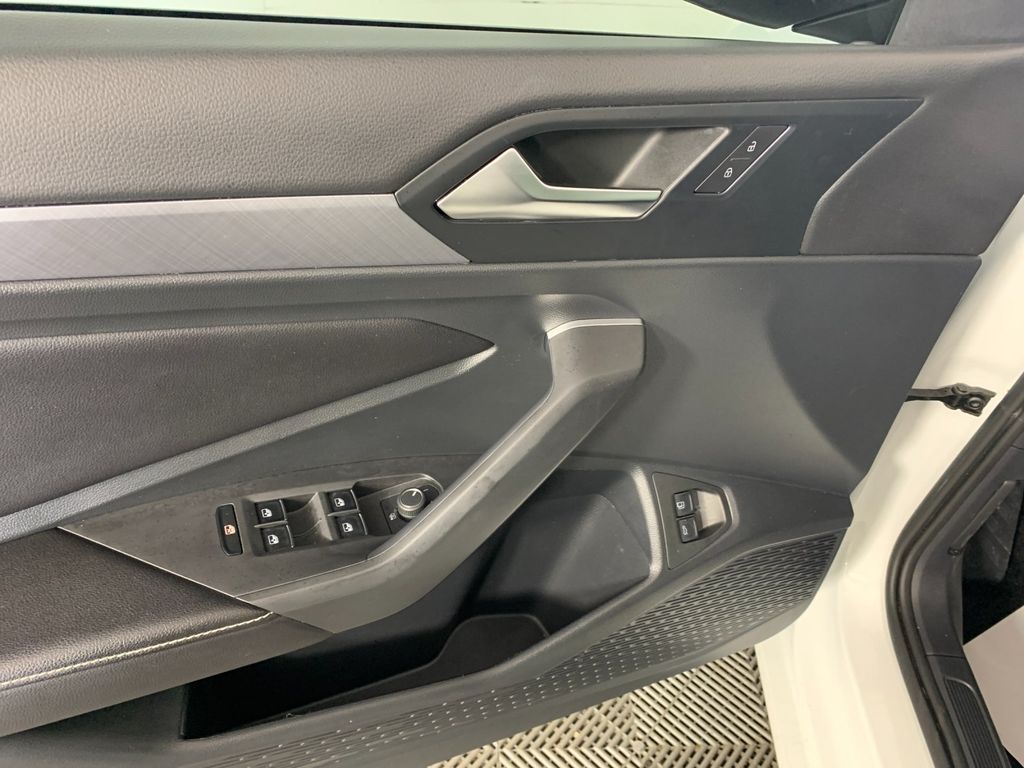 Used 2023 Volkswagen Jetta Sedan