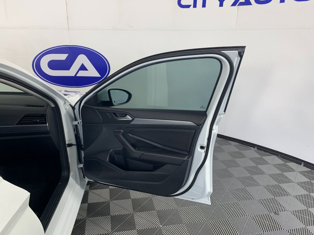 Used 2023 Volkswagen Jetta Sedan