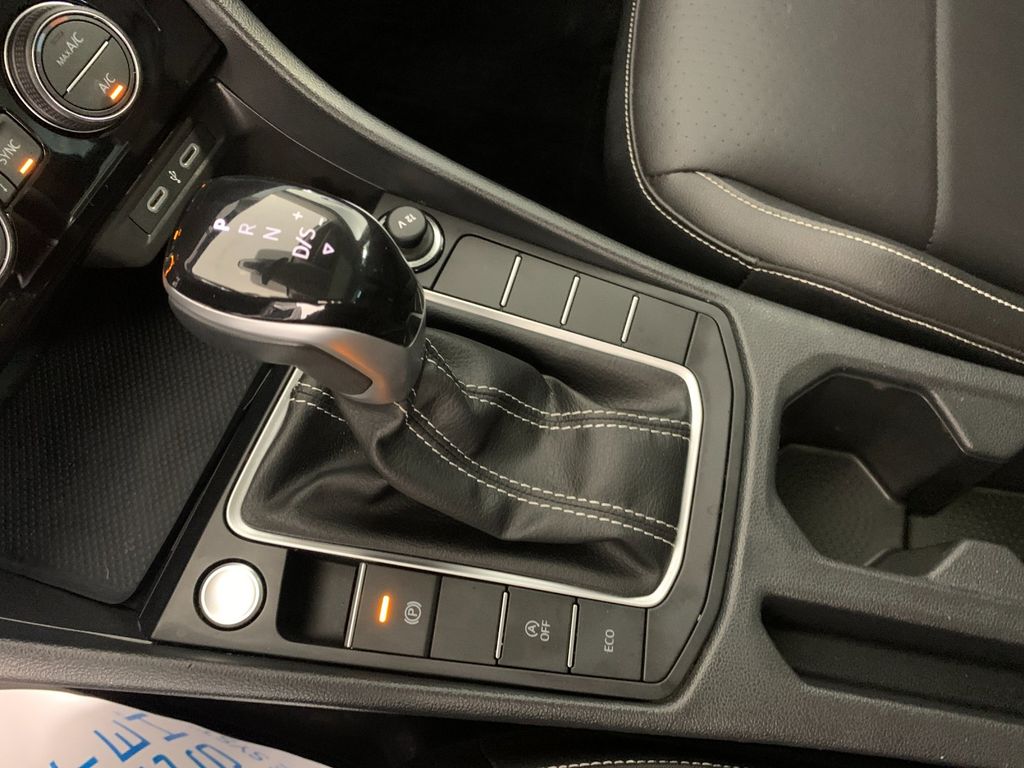 Used 2023 Volkswagen Jetta Sedan
