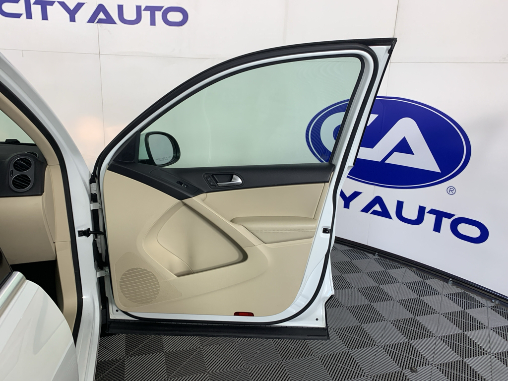 Used 2015 Volkswagen Tiguan SUV