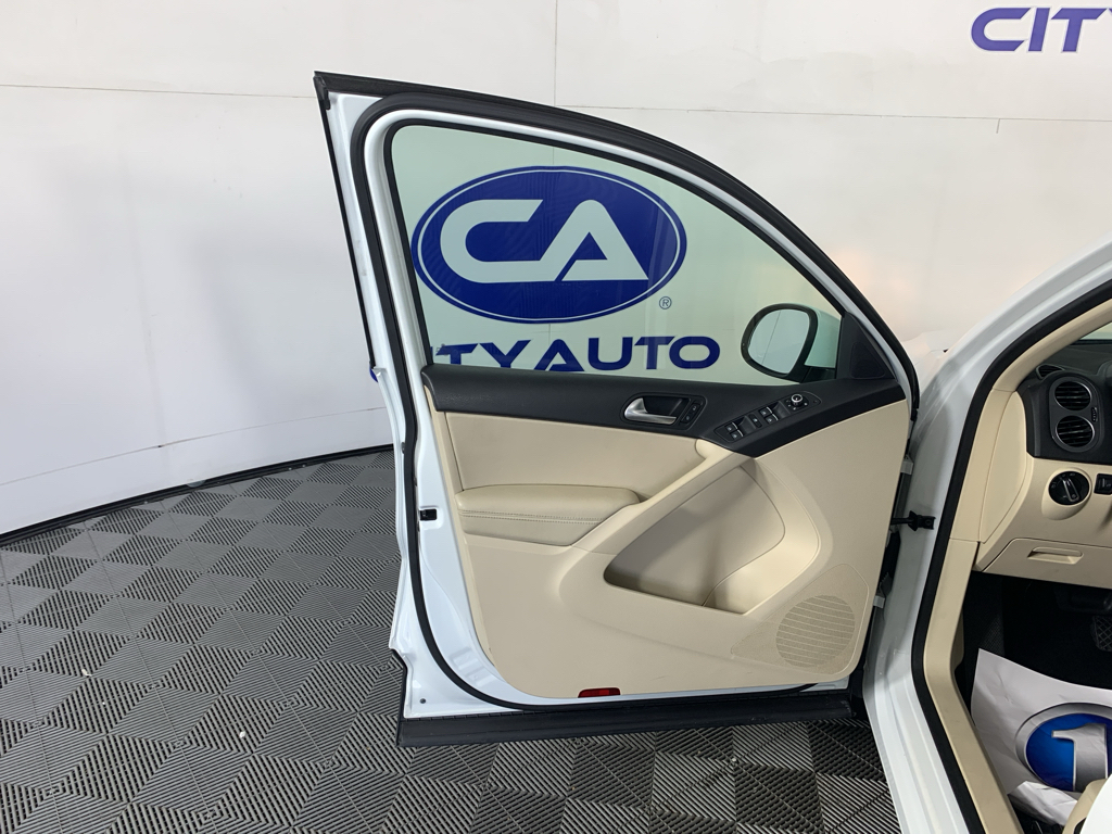 Used 2015 Volkswagen Tiguan SUV