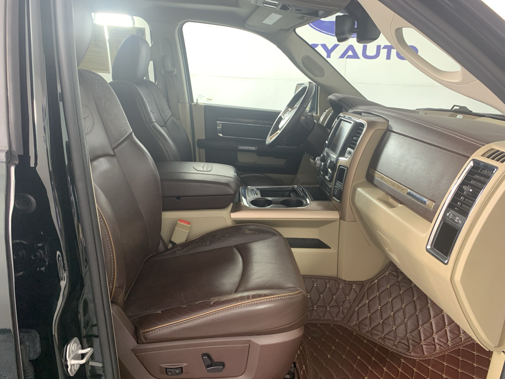 Vehicle photo 40