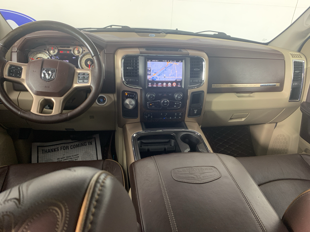 Vehicle photo 34
