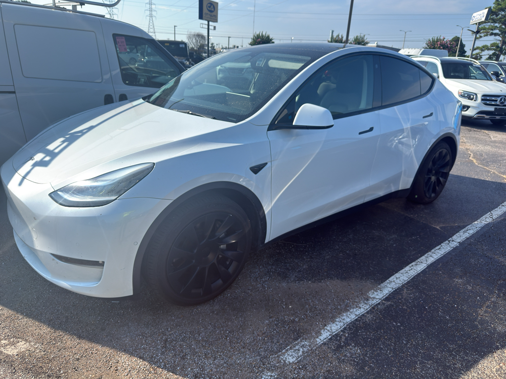 2021 Tesla Model Y Long Range Dual Motor All-Wheel Drive's photo