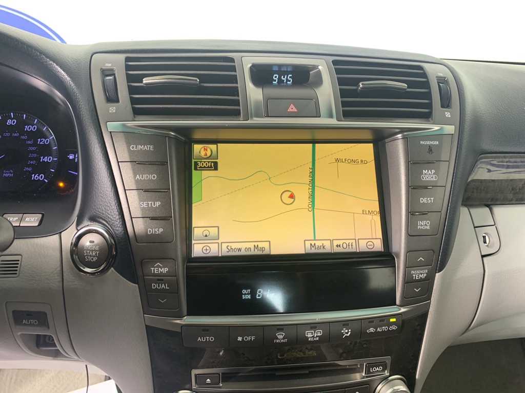 Vehicle photo 25