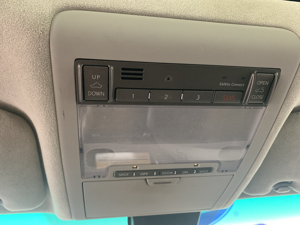 Vehicle photo 27