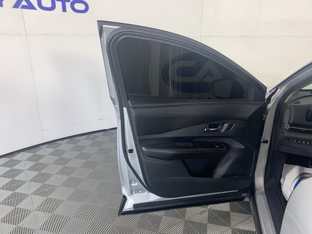 Used 2023 Nissan Ariya SUV