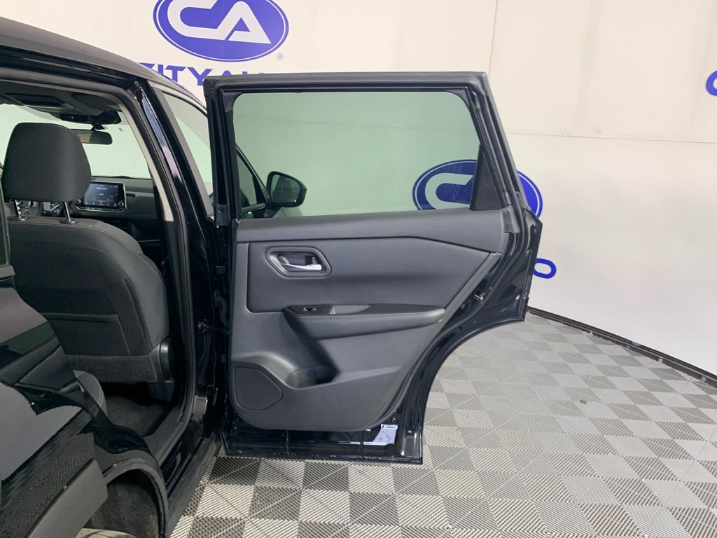 Used 2024 Nissan Rogue SUV