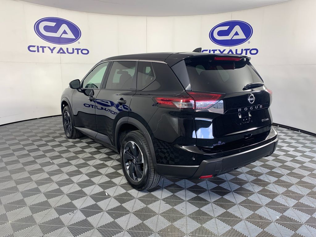 Used 2024 Nissan Rogue SUV