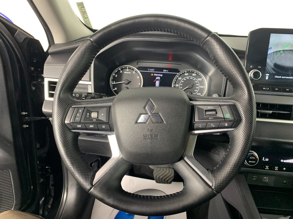 Used 2024 Mitsubishi Outlander SUV