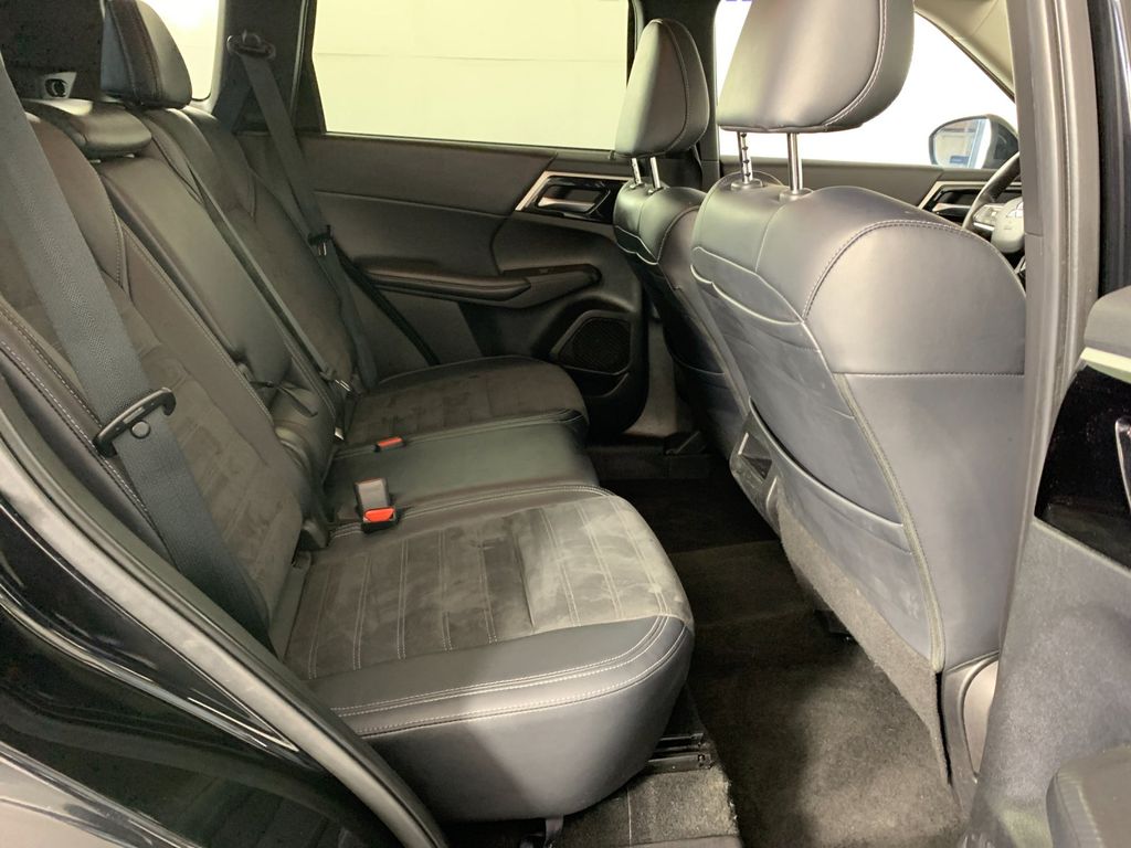 Used 2024 Mitsubishi Outlander SUV