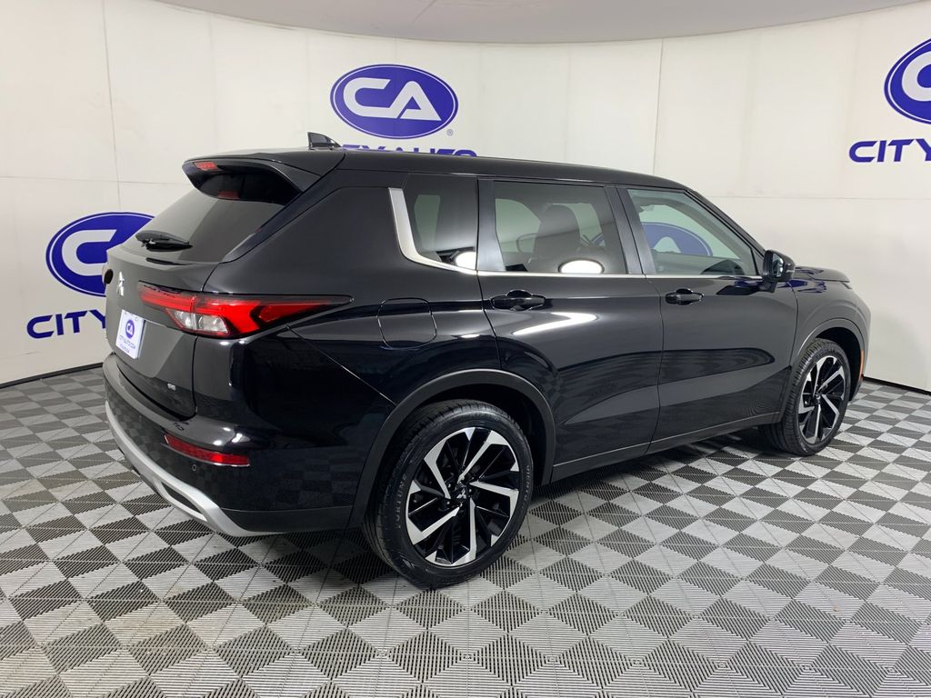 Used 2024 Mitsubishi Outlander SUV