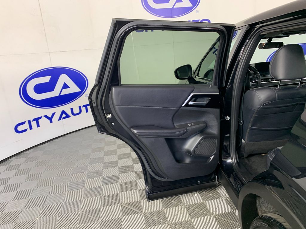 Used 2024 Mitsubishi Outlander SUV