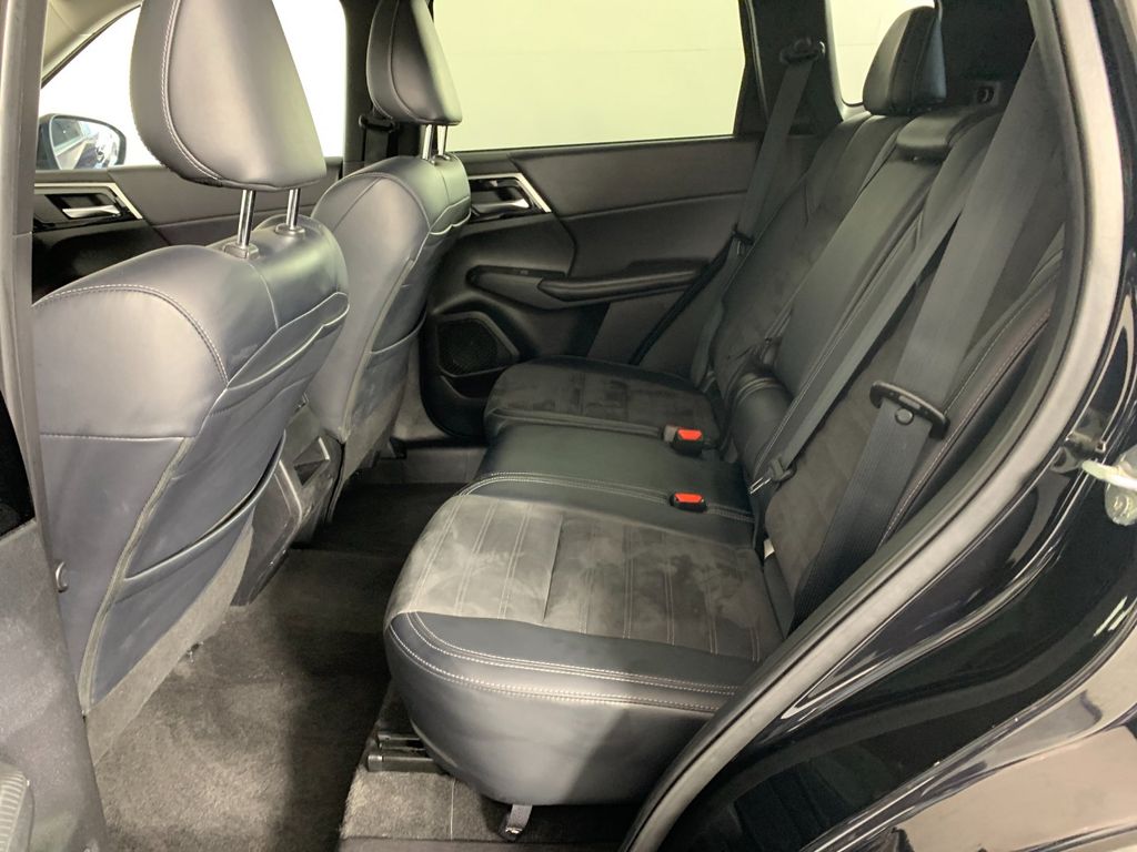 Used 2024 Mitsubishi Outlander SUV