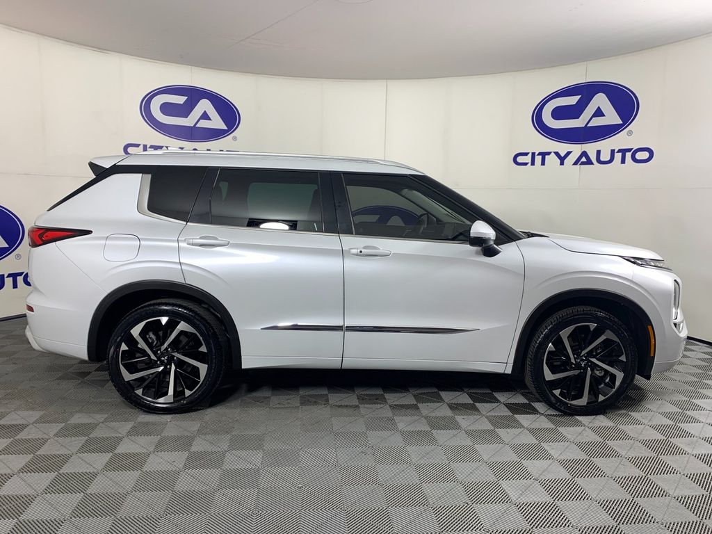 Used 2022 Mitsubishi Outlander SUV