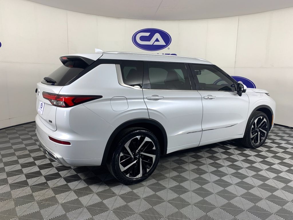 Used 2022 Mitsubishi Outlander SUV