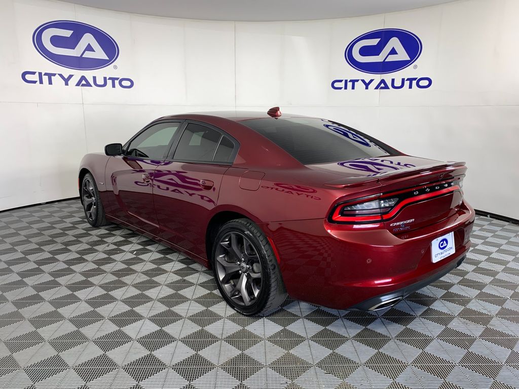 Used 2018 Dodge Charger Sedan