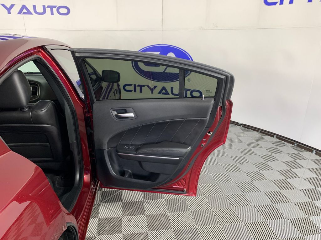 Used 2018 Dodge Charger Sedan