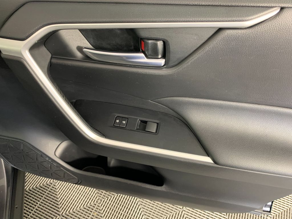Used 2020 Toyota RAV4 SUV