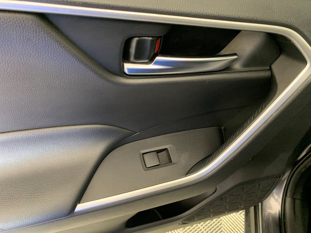Used 2020 Toyota RAV4 SUV