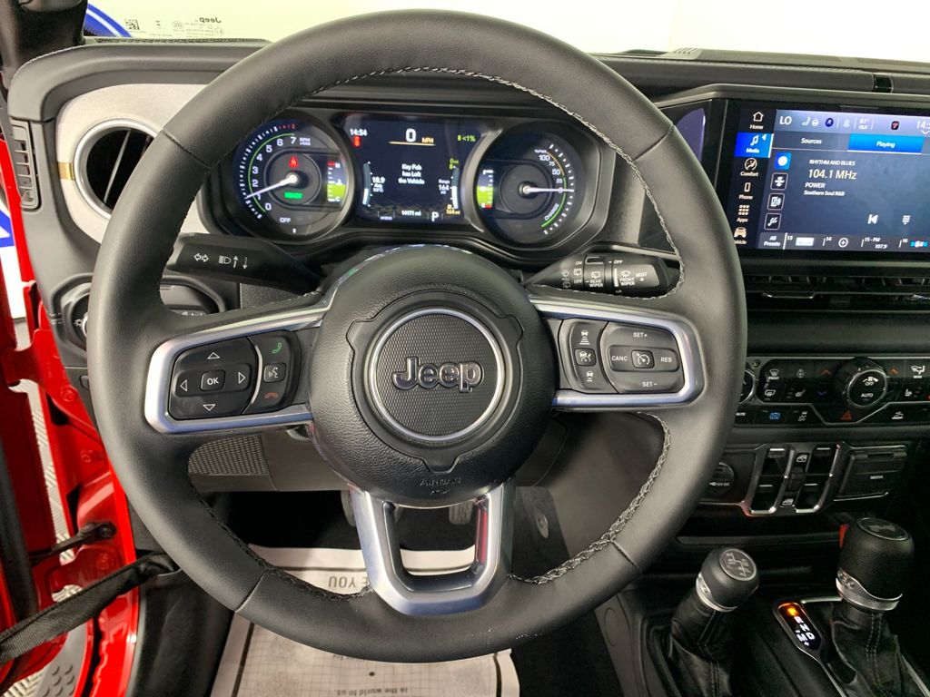 Used 2025 Jeep Wrangler 4xe SUV