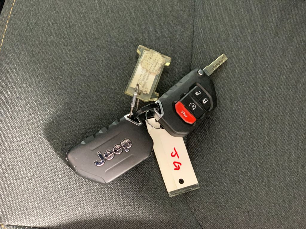 Used 2025 Jeep Wrangler 4xe SUV
