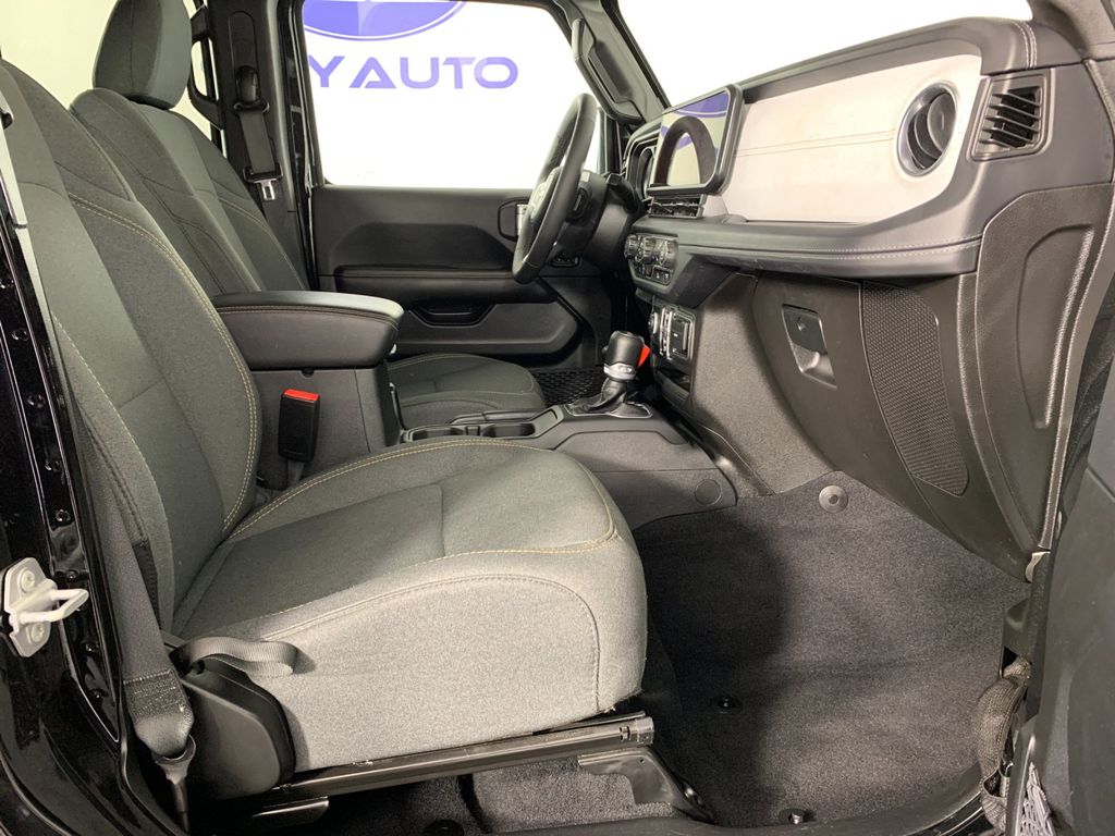 Used 2025 Jeep Wrangler 4xe SUV