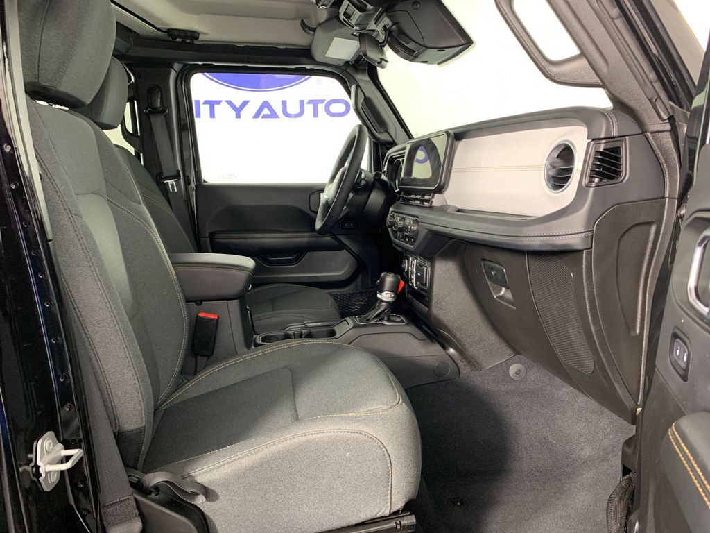 Used 2025 Jeep Wrangler 4xe SUV