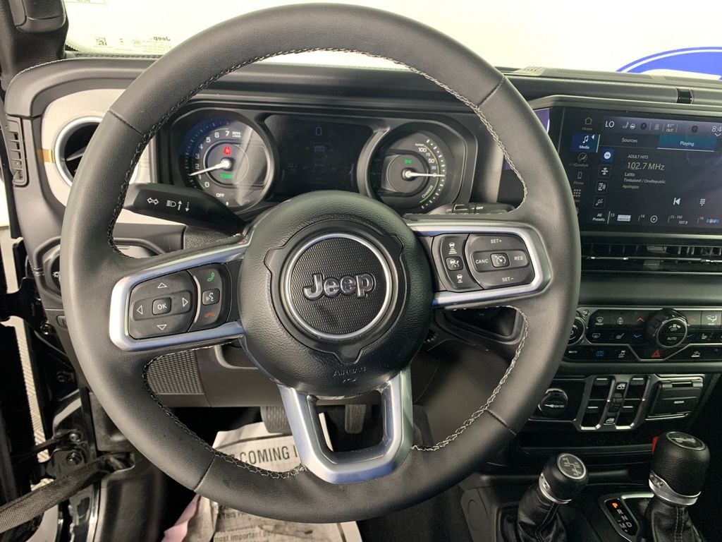 Used 2025 Jeep Wrangler 4xe SUV