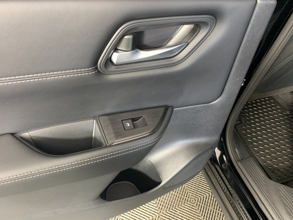 Used 2023 Nissan Rogue SUV