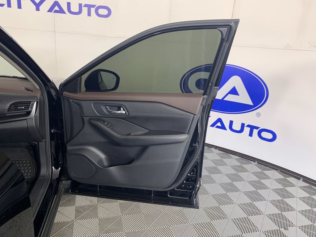Used 2023 Nissan Rogue SUV