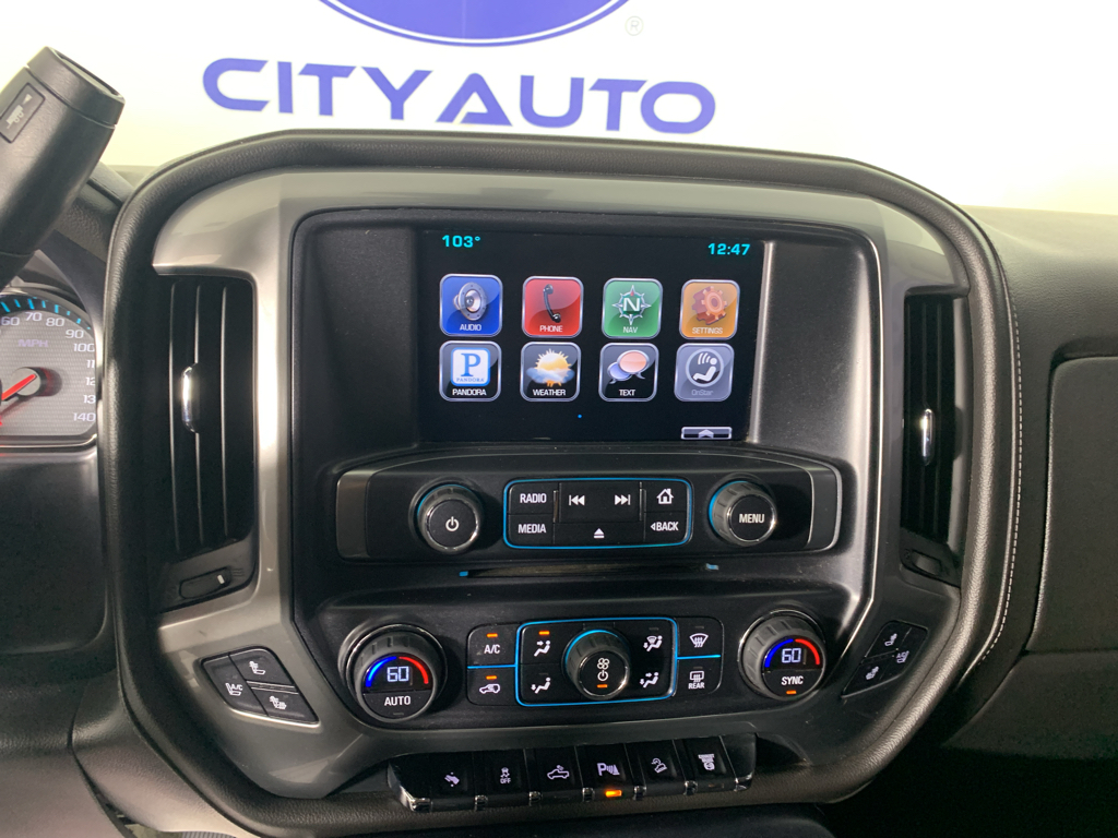 Vehicle photo 22