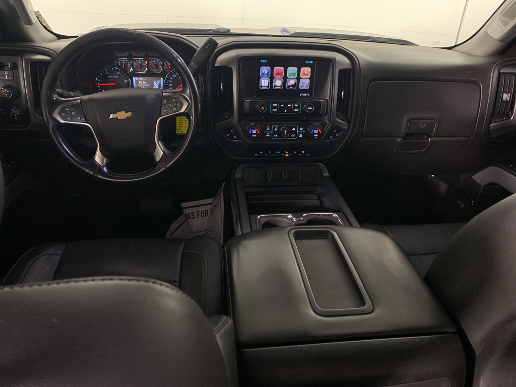 Vehicle photo 29