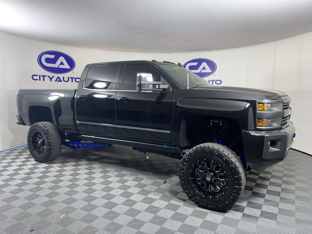 Vehicle photo 1