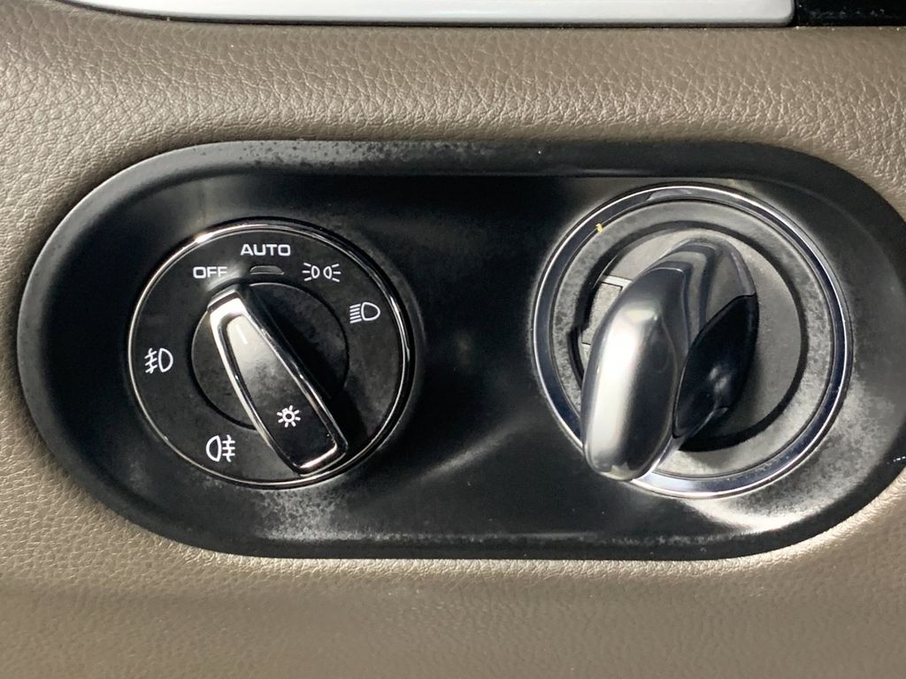 Used 2018 Porsche Macan SUV