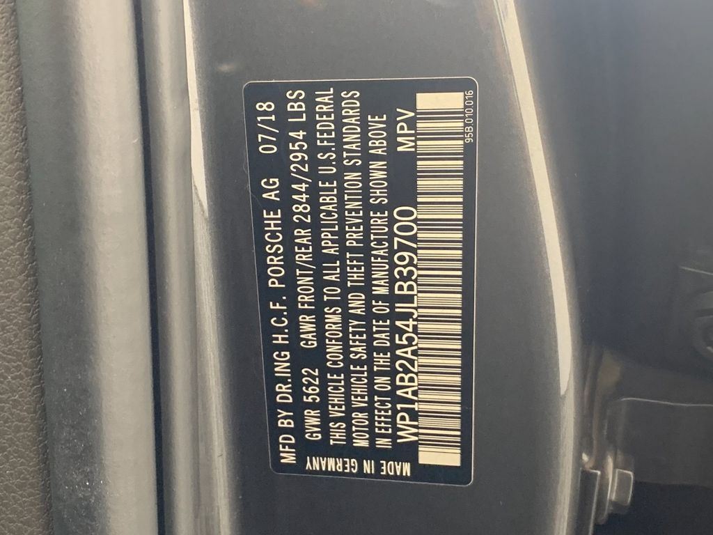 Used 2018 Porsche Macan SUV