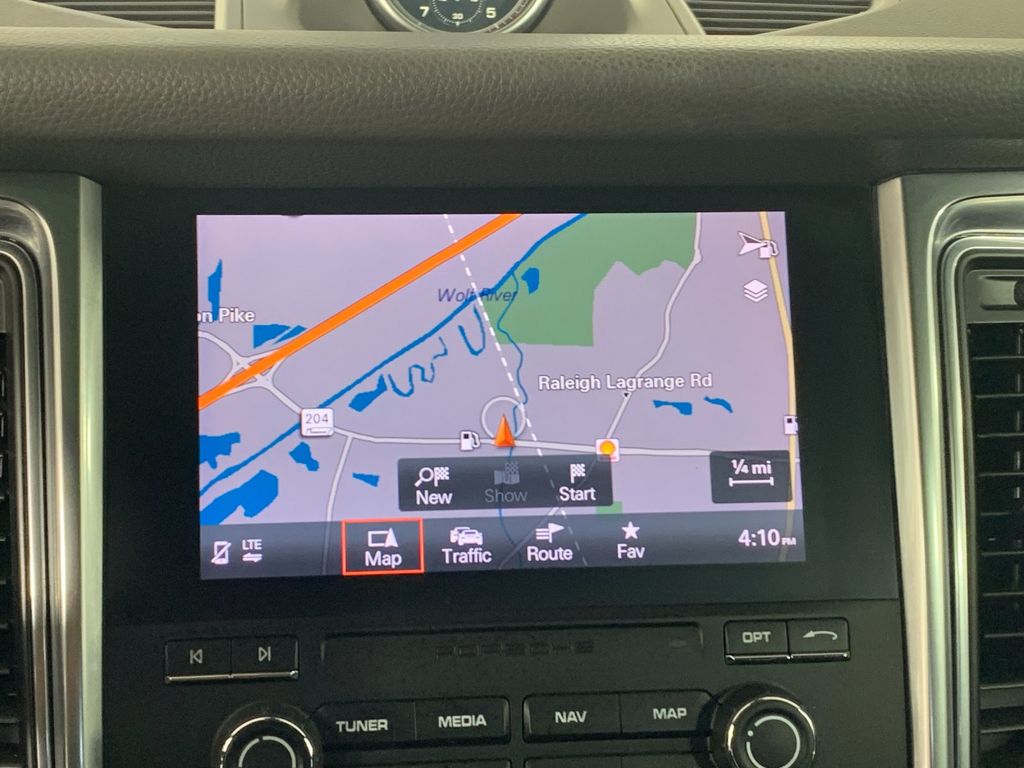 Used 2018 Porsche Macan SUV