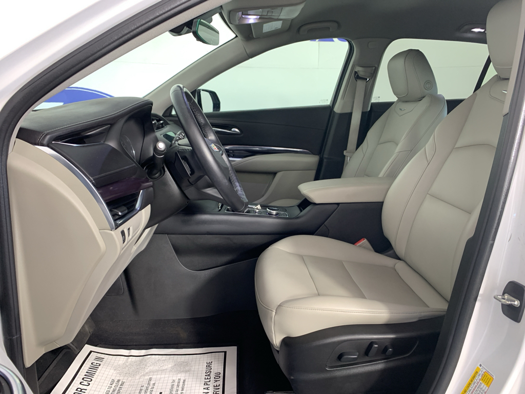 Used 2021 Cadillac XT4 SUV