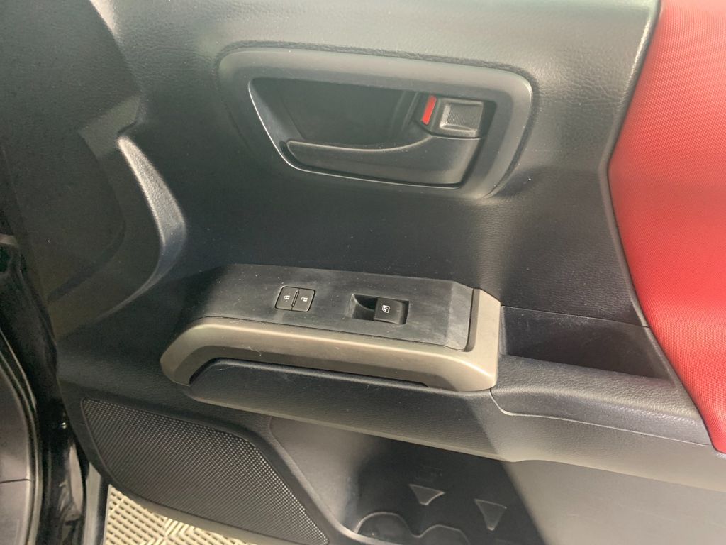 Used 2016 Toyota Tacoma Truck