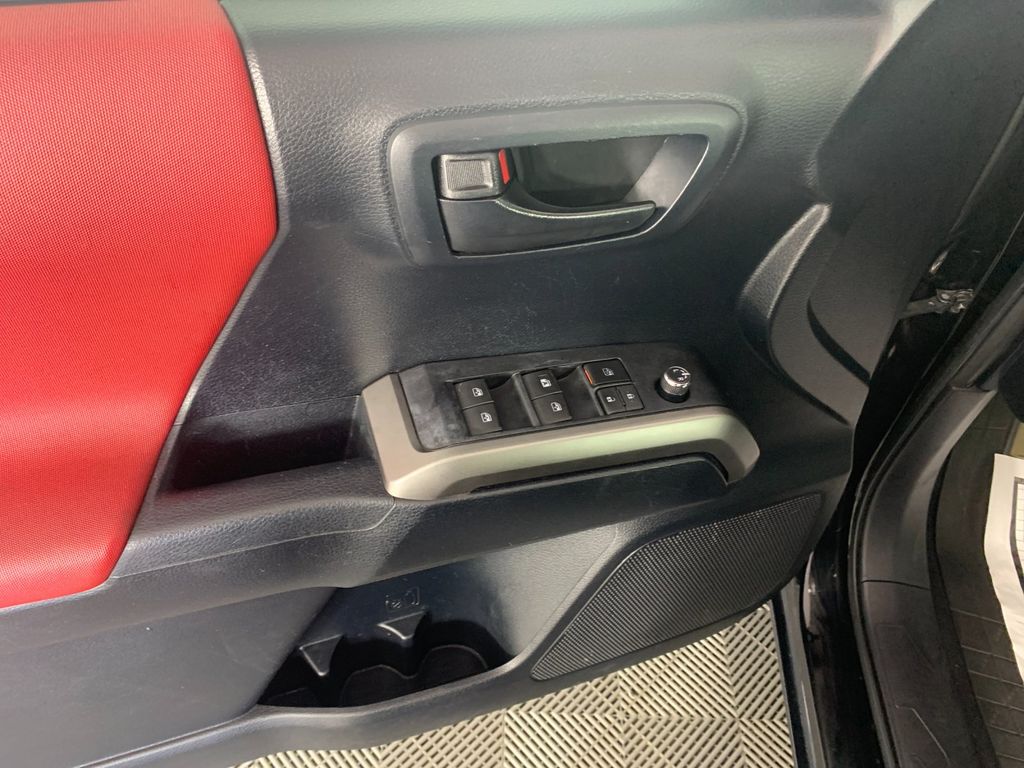 Used 2016 Toyota Tacoma Truck