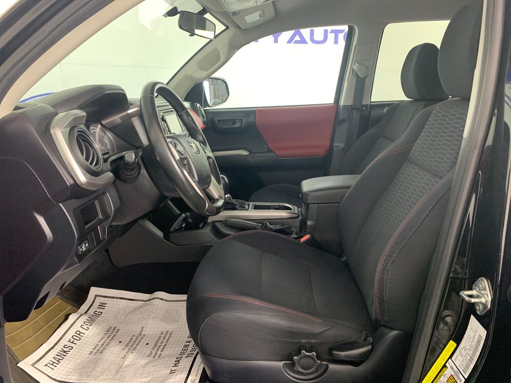 Used 2016 Toyota Tacoma Truck
