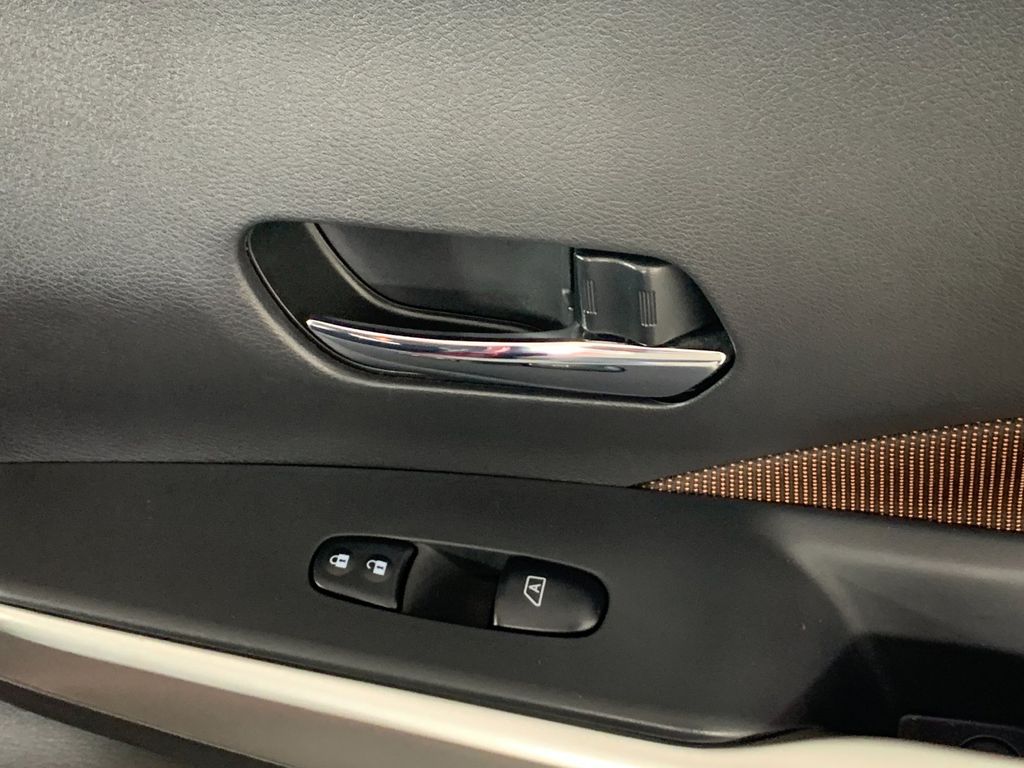 Used 2018 Nissan Kicks SUV